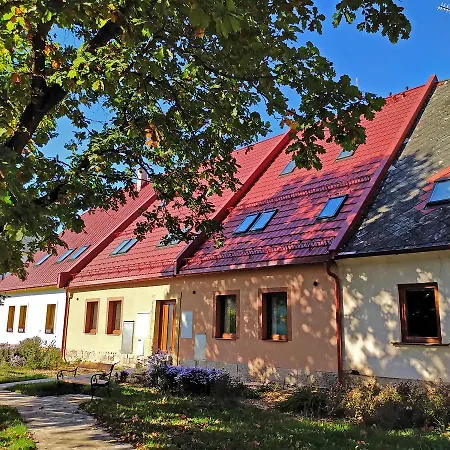 Monastery žireč * Dvůr Králové nad Labem