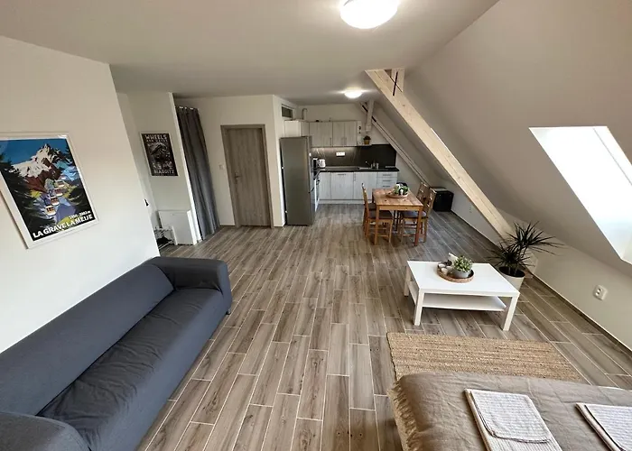 Lägenhet Monastery Zirec