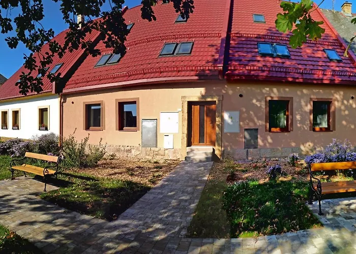 Monastery Zirec * Dvůr Králové nad Labem