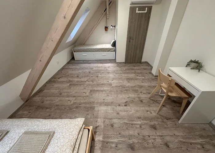 Monastery Zirec Apartman *